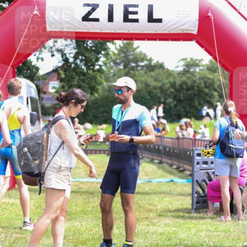 21.06.2026 - 29. Vierlanden-Triathlon Andreas Tolksdorf http://msf.ph/oto/9921602 21.06.2026 13:35:53 Ziel 278, 687, 723 meine-sportfotos.de