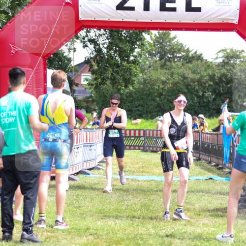 21.06.2026 - 29. Vierlanden-Triathlon Andreas Tolksdorf http://msf.ph/oto/9921611 21.06.2026 13:35:59 Ziel 153, 278, 687, 723 meine-sportfotos.de