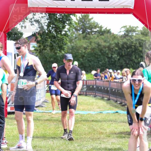 21.06.2026 - 29. Vierlanden-Triathlon Andreas Tolksdorf http://msf.ph/oto/9921619 21.06.2026 13:36:14 Ziel 5, 845 meine-sportfotos.de