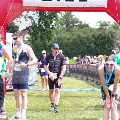 21.06.2026 - 29. Vierlanden-Triathlon Andreas Tolksdorf http://msf.ph/oto/9921620 21.06.2026 13:36:14 Ziel 5, 845 meine-sportfotos.de