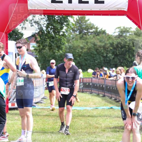 21.06.2026 - 29. Vierlanden-Triathlon Andreas Tolksdorf http://msf.ph/oto/9921623 21.06.2026 13:36:14 Ziel 5, 845 meine-sportfotos.de