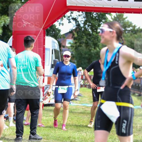 21.06.2026 - 29. Vierlanden-Triathlon Andreas Tolksdorf http://msf.ph/oto/9921632 21.06.2026 13:36:24 Ziel  meine-sportfotos.de