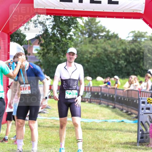 21.06.2026 - 29. Vierlanden-Triathlon Andreas Tolksdorf http://msf.ph/oto/9921650 21.06.2026 13:36:44 Ziel  meine-sportfotos.de