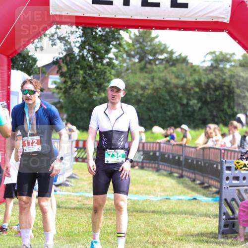 21.06.2026 - 29. Vierlanden-Triathlon Andreas Tolksdorf http://msf.ph/oto/9921654 21.06.2026 13:36:44 Ziel  meine-sportfotos.de