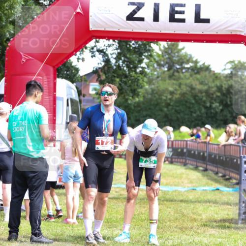 21.06.2026 - 29. Vierlanden-Triathlon Andreas Tolksdorf http://msf.ph/oto/9921662 21.06.2026 13:36:46 Ziel  meine-sportfotos.de