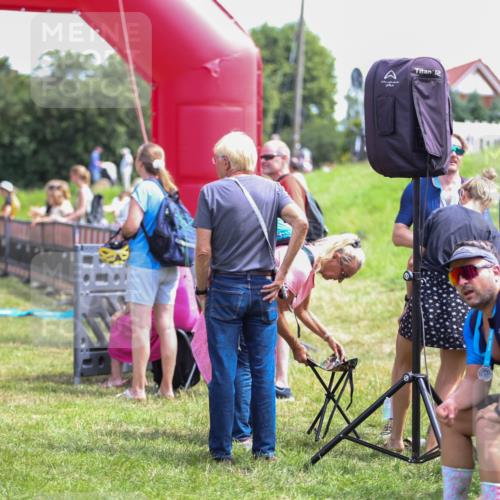 21.06.2026 - 29. Vierlanden-Triathlon Andreas Tolksdorf http://msf.ph/oto/9921663 21.06.2026 13:37:10 Ziel 1005 meine-sportfotos.de