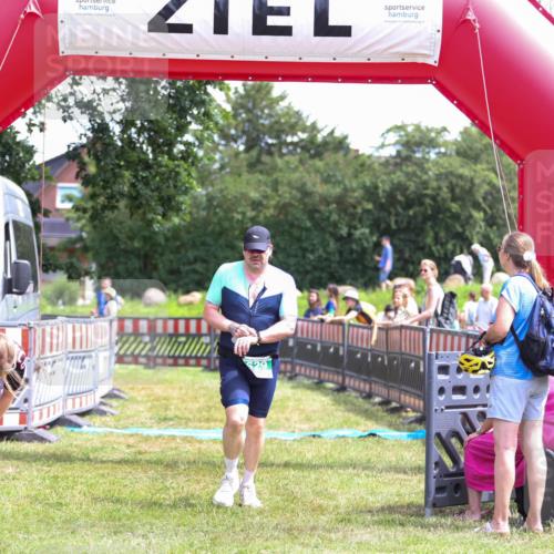 21.06.2026 - 29. Vierlanden-Triathlon Andreas Tolksdorf http://msf.ph/oto/9921676 21.06.2026 13:37:30 Ziel 629, 1002 meine-sportfotos.de