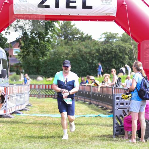 21.06.2026 - 29. Vierlanden-Triathlon Andreas Tolksdorf http://msf.ph/oto/9921681 21.06.2026 13:37:30 Ziel 629, 1002 meine-sportfotos.de