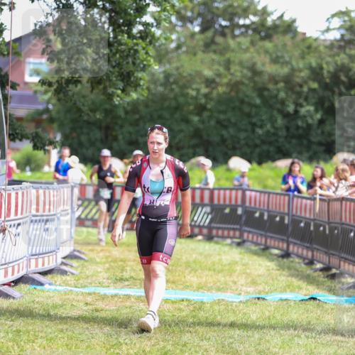 21.06.2026 - 29. Vierlanden-Triathlon Andreas Tolksdorf http://msf.ph/oto/9921705 21.06.2026 13:37:45 Ziel 846, 870, 1002 meine-sportfotos.de