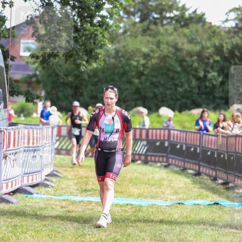 21.06.2026 - 29. Vierlanden-Triathlon Andreas Tolksdorf http://msf.ph/oto/9921706 21.06.2026 13:37:45 Ziel 846, 870, 1002 meine-sportfotos.de