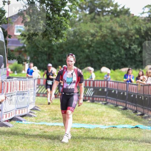 21.06.2026 - 29. Vierlanden-Triathlon Andreas Tolksdorf http://msf.ph/oto/9921707 21.06.2026 13:37:45 Ziel 846, 870, 1002 meine-sportfotos.de