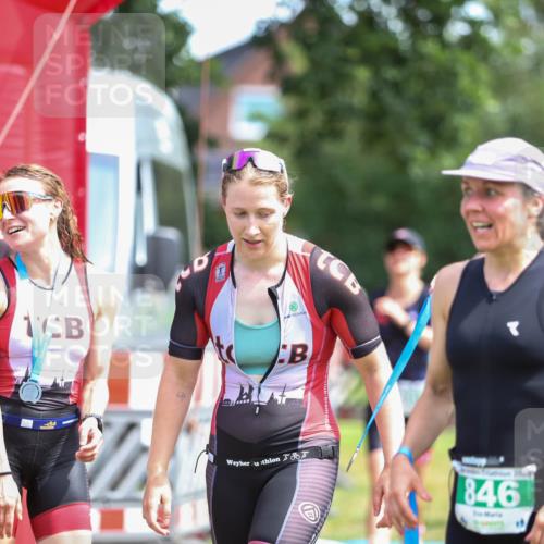 21.06.2026 - 29. Vierlanden-Triathlon Andreas Tolksdorf http://msf.ph/oto/9921715 21.06.2026 13:37:58 Ziel 720, 863, 997 meine-sportfotos.de