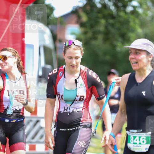 21.06.2026 - 29. Vierlanden-Triathlon Andreas Tolksdorf http://msf.ph/oto/9921717 21.06.2026 13:37:58 Ziel 720, 863, 997 meine-sportfotos.de