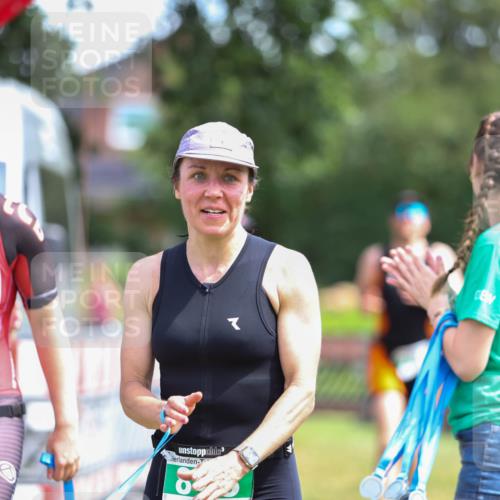 21.06.2026 - 29. Vierlanden-Triathlon Andreas Tolksdorf http://msf.ph/oto/9921722 21.06.2026 13:37:59 Ziel 720, 863, 997 meine-sportfotos.de