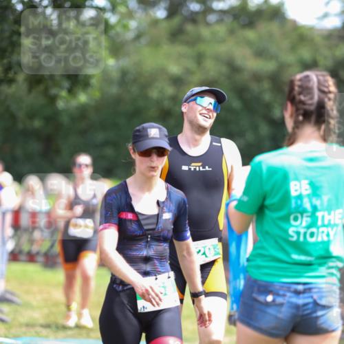 21.06.2026 - 29. Vierlanden-Triathlon Andreas Tolksdorf http://msf.ph/oto/9921735 21.06.2026 13:38:02 Ziel 720, 863, 997 meine-sportfotos.de
