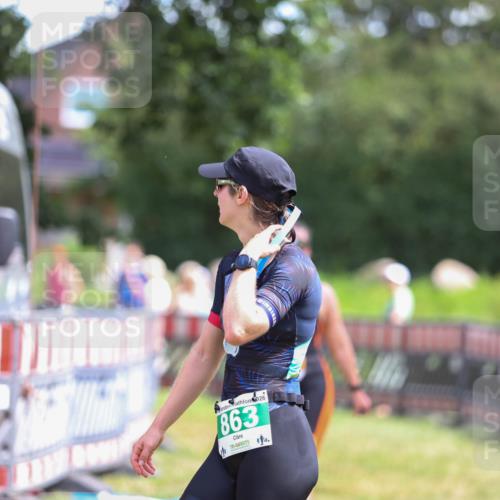 21.06.2026 - 29. Vierlanden-Triathlon Andreas Tolksdorf http://msf.ph/oto/9921737 21.06.2026 13:38:05 Ziel 997 meine-sportfotos.de