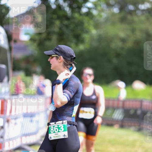 21.06.2026 - 29. Vierlanden-Triathlon Andreas Tolksdorf http://msf.ph/oto/9921742 21.06.2026 13:38:05 Ziel 997 meine-sportfotos.de
