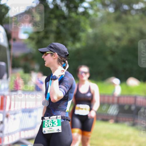 21.06.2026 - 29. Vierlanden-Triathlon Andreas Tolksdorf http://msf.ph/oto/9921743 21.06.2026 13:38:05 Ziel 997 meine-sportfotos.de