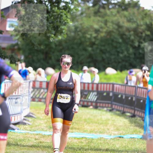 21.06.2026 - 29. Vierlanden-Triathlon Andreas Tolksdorf http://msf.ph/oto/9921745 21.06.2026 13:38:06 Ziel 997 meine-sportfotos.de