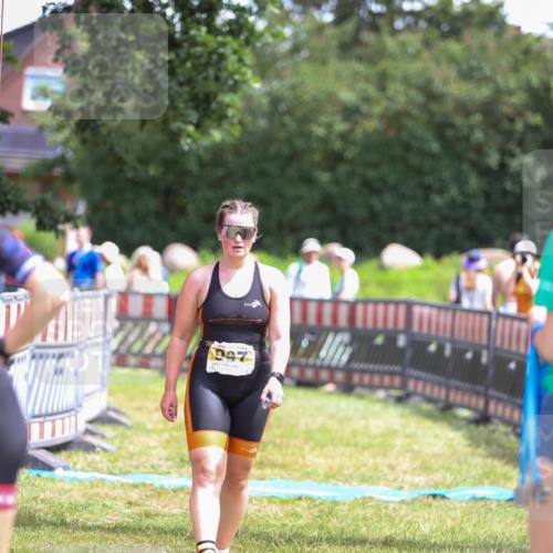 21.06.2026 - 29. Vierlanden-Triathlon Andreas Tolksdorf http://msf.ph/oto/9921746 21.06.2026 13:38:07 Ziel 997 meine-sportfotos.de