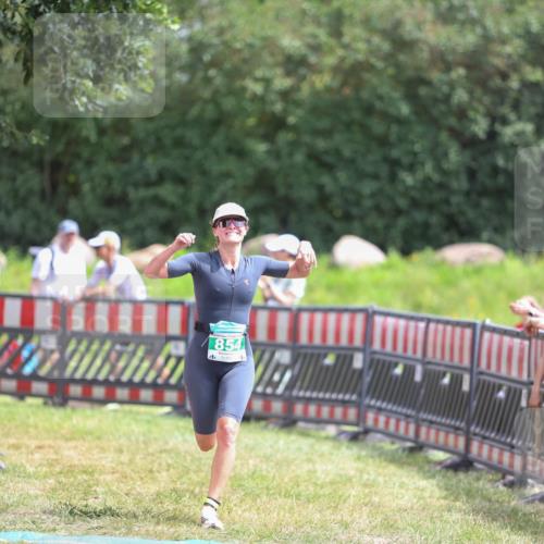 21.06.2026 - 29. Vierlanden-Triathlon Andreas Tolksdorf http://msf.ph/oto/9921753 21.06.2026 13:38:28 Ziel 763, 854 meine-sportfotos.de