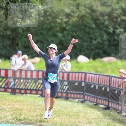 21.06.2026 - 29. Vierlanden-Triathlon Andreas Tolksdorf http://msf.ph/oto/9921756 21.06.2026 13:38:28 Ziel 763, 854 meine-sportfotos.de