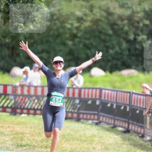 21.06.2026 - 29. Vierlanden-Triathlon Andreas Tolksdorf http://msf.ph/oto/9921762 21.06.2026 13:38:28 Ziel 763, 854 meine-sportfotos.de