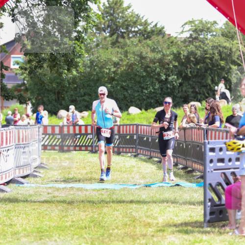 21.06.2026 - 29. Vierlanden-Triathlon Andreas Tolksdorf http://msf.ph/oto/9921822 21.06.2026 13:39:28 Ziel 115, 225 meine-sportfotos.de