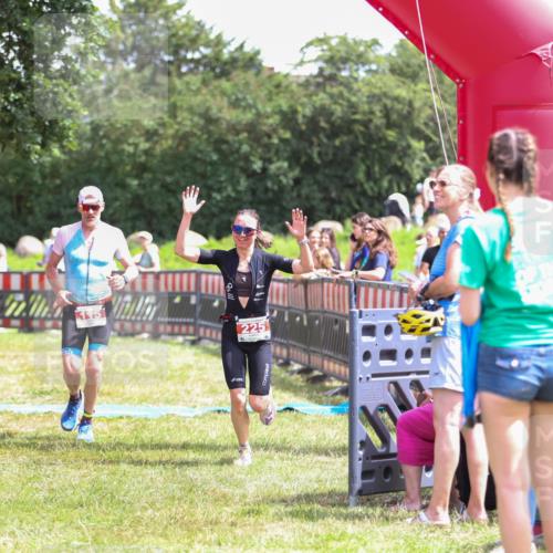 21.06.2026 - 29. Vierlanden-Triathlon Andreas Tolksdorf http://msf.ph/oto/9921828 21.06.2026 13:39:29 Ziel 115, 225 meine-sportfotos.de