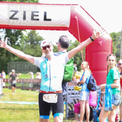21.06.2026 - 29. Vierlanden-Triathlon Andreas Tolksdorf http://msf.ph/oto/9921874 21.06.2026 13:40:09 Ziel 192 meine-sportfotos.de
