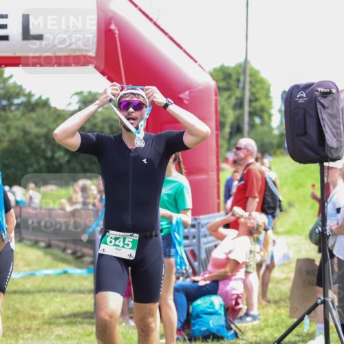21.06.2026 - 29. Vierlanden-Triathlon Andreas Tolksdorf http://msf.ph/oto/9921888 21.06.2026 13:40:43 Ziel 267, 879 meine-sportfotos.de