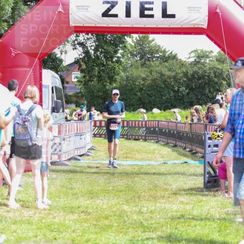 21.06.2026 - 29. Vierlanden-Triathlon Andreas Tolksdorf http://msf.ph/oto/9921894 21.06.2026 13:41:05 Ziel 104, 761 meine-sportfotos.de
