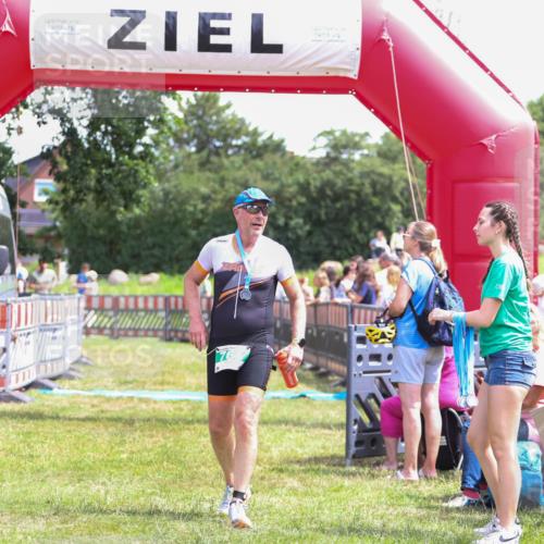 21.06.2026 - 29. Vierlanden-Triathlon Andreas Tolksdorf http://msf.ph/oto/9921918 21.06.2026 13:41:21 Ziel 635 meine-sportfotos.de