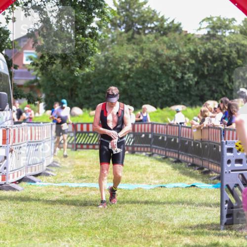 21.06.2026 - 29. Vierlanden-Triathlon Andreas Tolksdorf http://msf.ph/oto/9921952 21.06.2026 13:41:53 Ziel 33, 124, 1353 meine-sportfotos.de