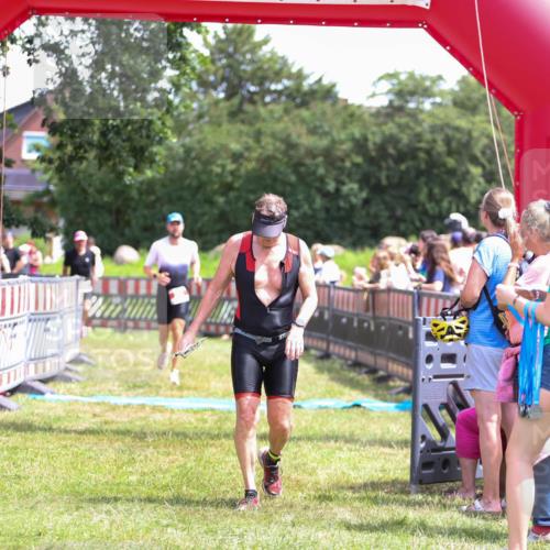 21.06.2026 - 29. Vierlanden-Triathlon Andreas Tolksdorf http://msf.ph/oto/9921962 21.06.2026 13:41:57 Ziel 33, 124 meine-sportfotos.de