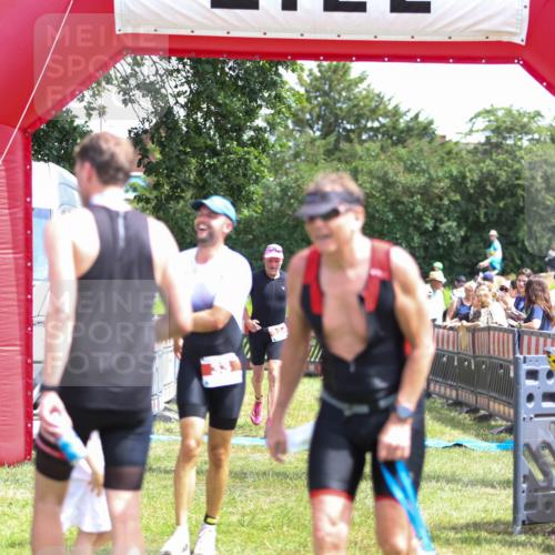 21.06.2026 - 29. Vierlanden-Triathlon Andreas Tolksdorf http://msf.ph/oto/9921966 21.06.2026 13:42:01 Ziel 33, 124 meine-sportfotos.de