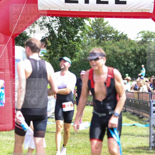 21.06.2026 - 29. Vierlanden-Triathlon Andreas Tolksdorf http://msf.ph/oto/9921967 21.06.2026 13:42:01 Ziel 33, 124 meine-sportfotos.de
