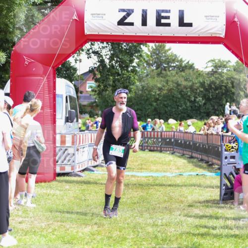 21.06.2026 - 29. Vierlanden-Triathlon Andreas Tolksdorf http://msf.ph/oto/9922051 21.06.2026 13:43:35 Ziel  meine-sportfotos.de