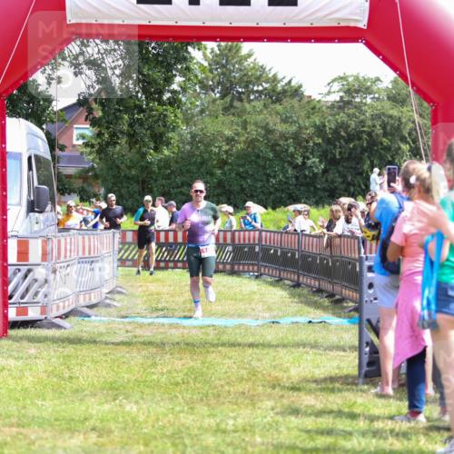 21.06.2026 - 29. Vierlanden-Triathlon Andreas Tolksdorf http://msf.ph/oto/9922056 21.06.2026 13:43:59 Ziel 113, 167, 291, 788 meine-sportfotos.de