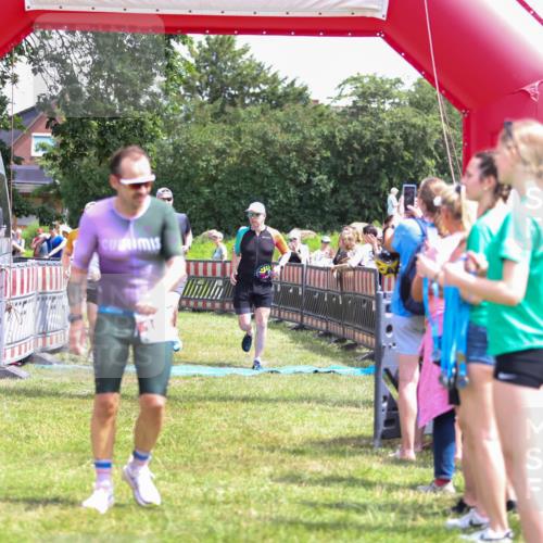 21.06.2026 - 29. Vierlanden-Triathlon Andreas Tolksdorf http://msf.ph/oto/9922064 21.06.2026 13:44:03 Ziel 113, 167, 291, 788 meine-sportfotos.de