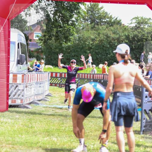 21.06.2026 - 29. Vierlanden-Triathlon Andreas Tolksdorf http://msf.ph/oto/9922099 21.06.2026 13:44:29 Ziel 859 meine-sportfotos.de
