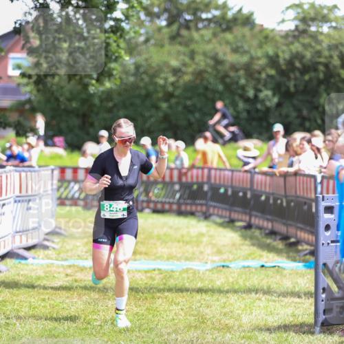 21.06.2026 - 29. Vierlanden-Triathlon Andreas Tolksdorf http://msf.ph/oto/9922119 21.06.2026 13:44:43 Ziel 754, 848 meine-sportfotos.de