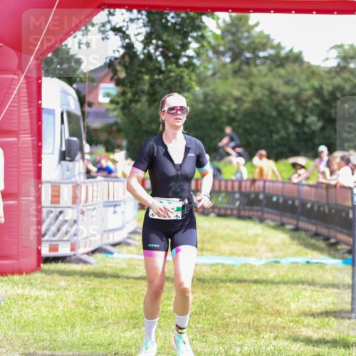 21.06.2026 - 29. Vierlanden-Triathlon Andreas Tolksdorf http://msf.ph/oto/9922122 21.06.2026 13:44:44 Ziel 754, 848 meine-sportfotos.de