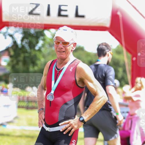 21.06.2026 - 29. Vierlanden-Triathlon Andreas Tolksdorf http://msf.ph/oto/9922139 21.06.2026 13:45:29 Ziel 126 meine-sportfotos.de