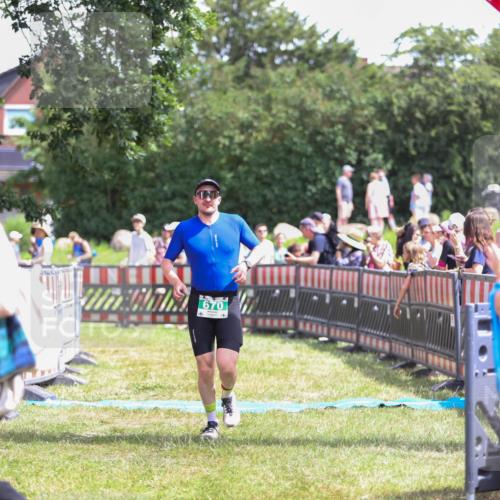 21.06.2026 - 29. Vierlanden-Triathlon Andreas Tolksdorf http://msf.ph/oto/9922212 21.06.2026 13:47:59 Ziel 87, 670 meine-sportfotos.de