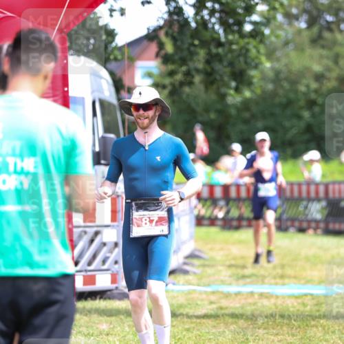 21.06.2026 - 29. Vierlanden-Triathlon Andreas Tolksdorf http://msf.ph/oto/9922227 21.06.2026 13:48:10 Ziel 64, 87, 806 meine-sportfotos.de