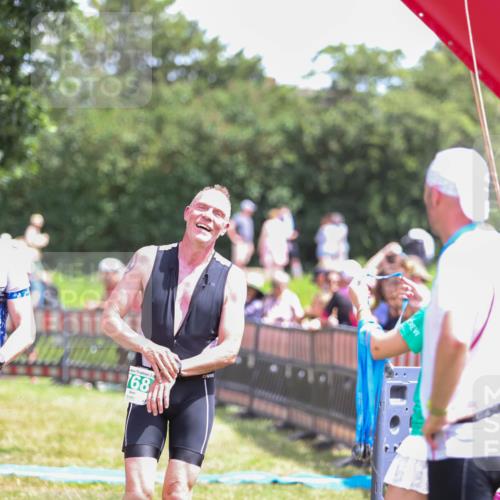 21.06.2026 - 29. Vierlanden-Triathlon Andreas Tolksdorf http://msf.ph/oto/9922254 21.06.2026 13:48:38 Ziel 768, 781, 889 meine-sportfotos.de