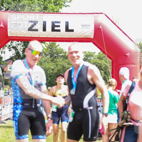 21.06.2026 - 29. Vierlanden-Triathlon Andreas Tolksdorf http://msf.ph/oto/9922267 21.06.2026 13:48:49 Ziel 889, 1040 meine-sportfotos.de