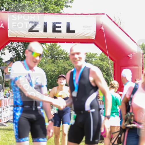 21.06.2026 - 29. Vierlanden-Triathlon Andreas Tolksdorf http://msf.ph/oto/9922268 21.06.2026 13:48:49 Ziel 889, 1040 meine-sportfotos.de