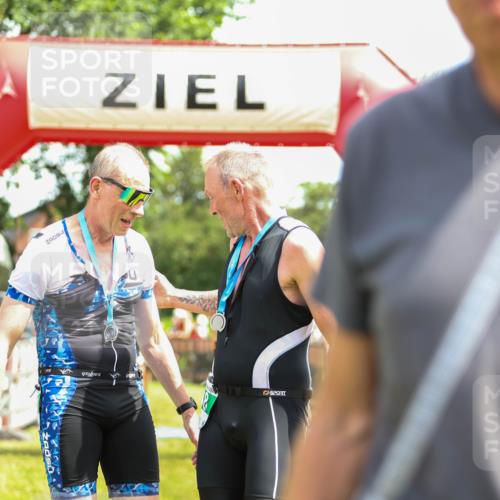21.06.2026 - 29. Vierlanden-Triathlon Andreas Tolksdorf http://msf.ph/oto/9922270 21.06.2026 13:48:50 Ziel 889, 1040 meine-sportfotos.de